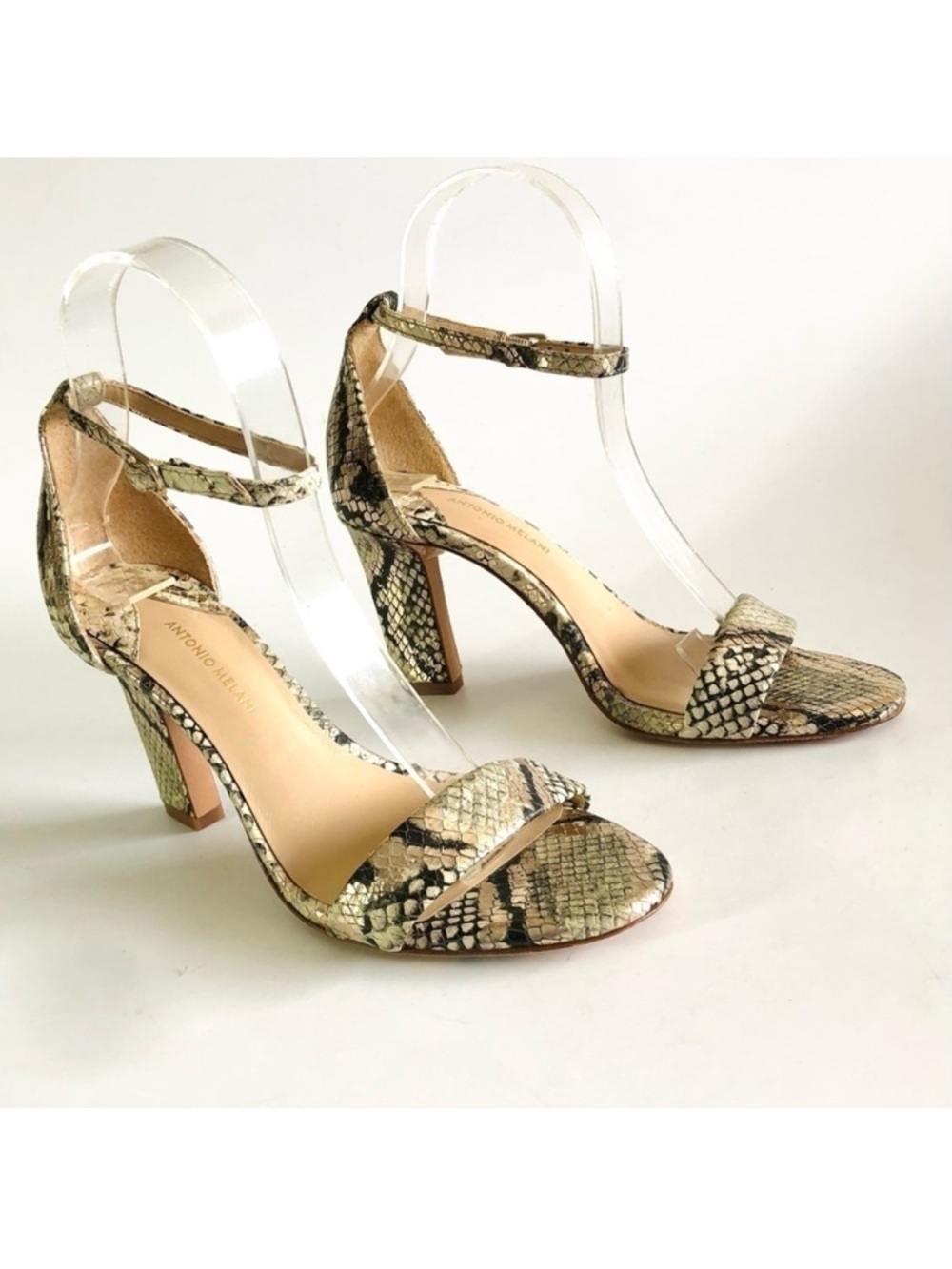 NWOT Antonio Melani Stacen Metallic Snakeprint Sandals